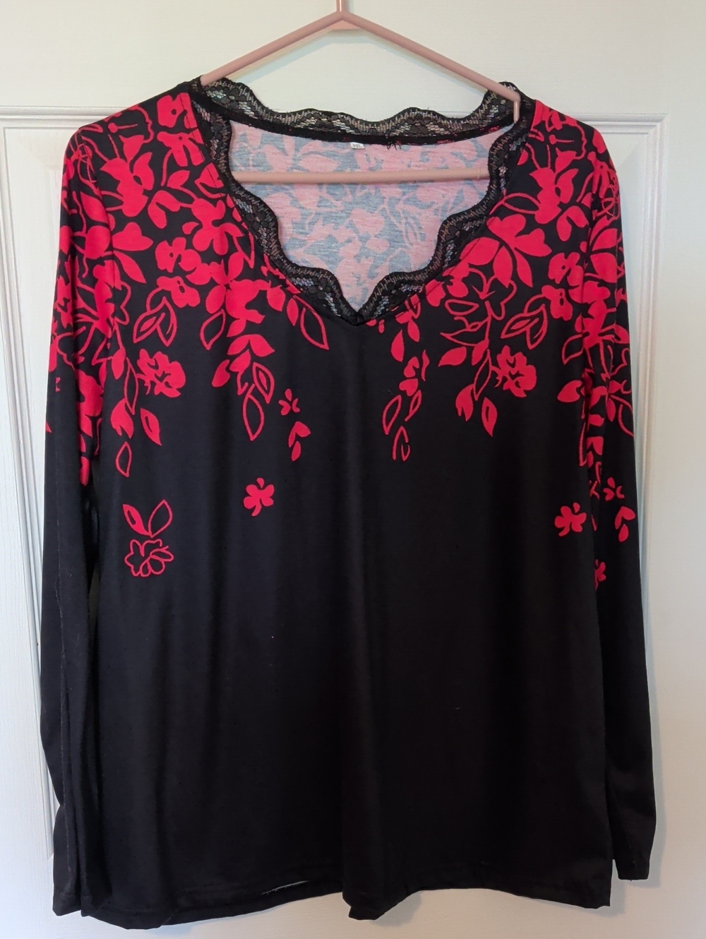 Black & Red Floral Lace-Trim Long Sleeve Top